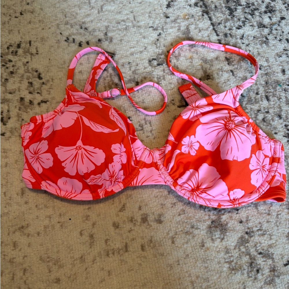 wild fable Girls' Floral Bikini Top - Red & Pink